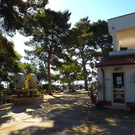 Appart hôtel Residenza Collina Dei Pini 3*