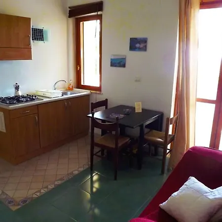 Residenza Collina Dei Pini Aparthotel 4*