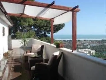 Residenza Collina Dei Pini 3*