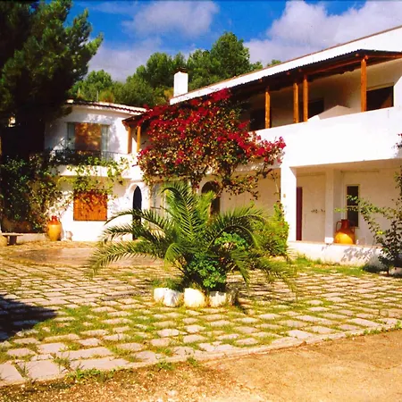 Residenza Collina Dei Pini Aparthotel 4*