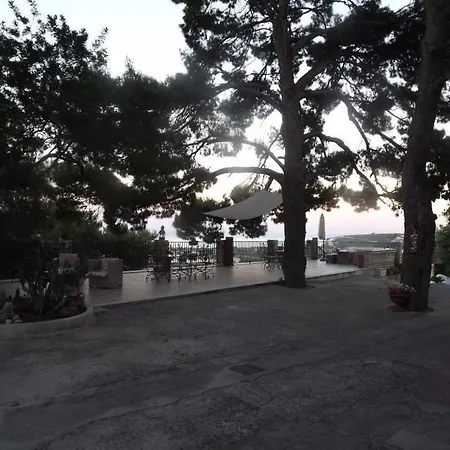 Residenza Collina Dei Pini
