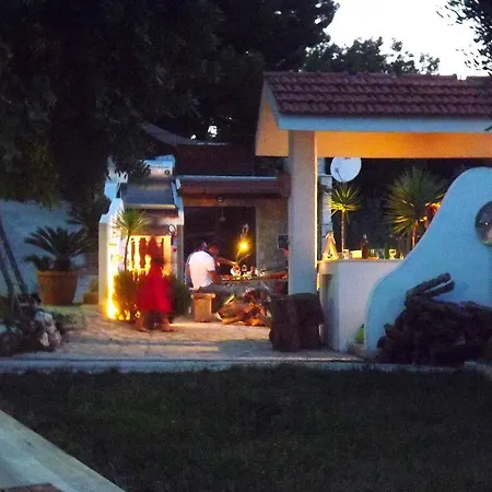 Residenza Collina Dei Pini Lägenhetshotell Vieste