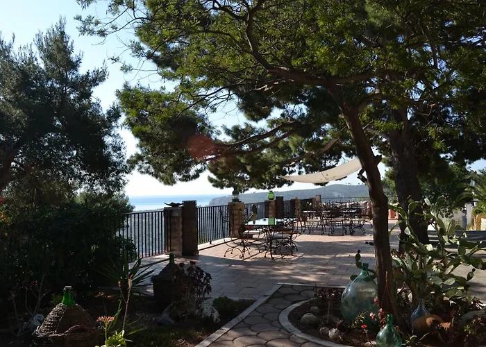 Collina Dei Pini Aparthotel Vieste