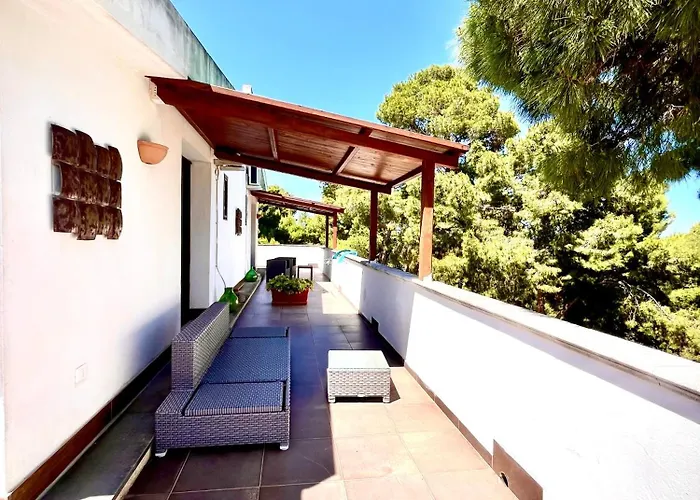 מלון דירות Residenza Collina Dei Pini 4*