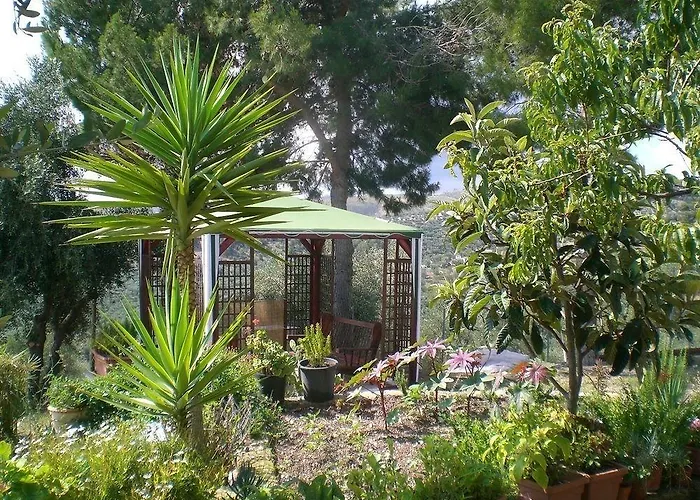 Residenza Collina Dei Pini 4*