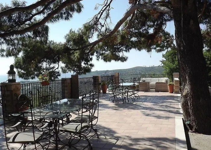 Residenza Collina Dei Pini