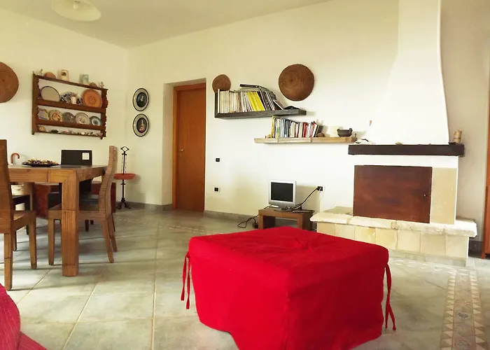 Residenza Collina Dei Pini 4* ויאסטה