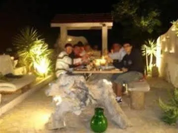 Residenza Collina Dei Pini מלון דירות ויאסטה